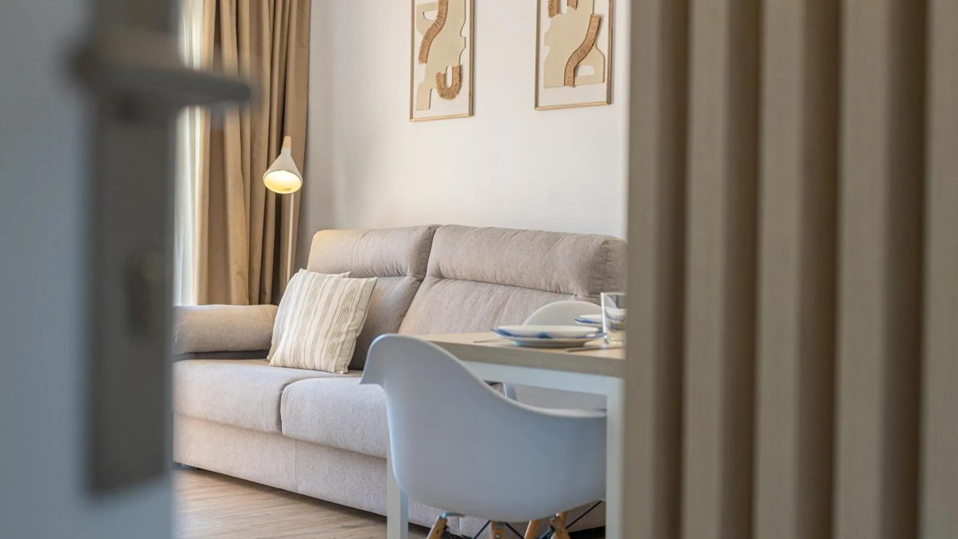 Apartahotel Martinez Apartments Palmanova