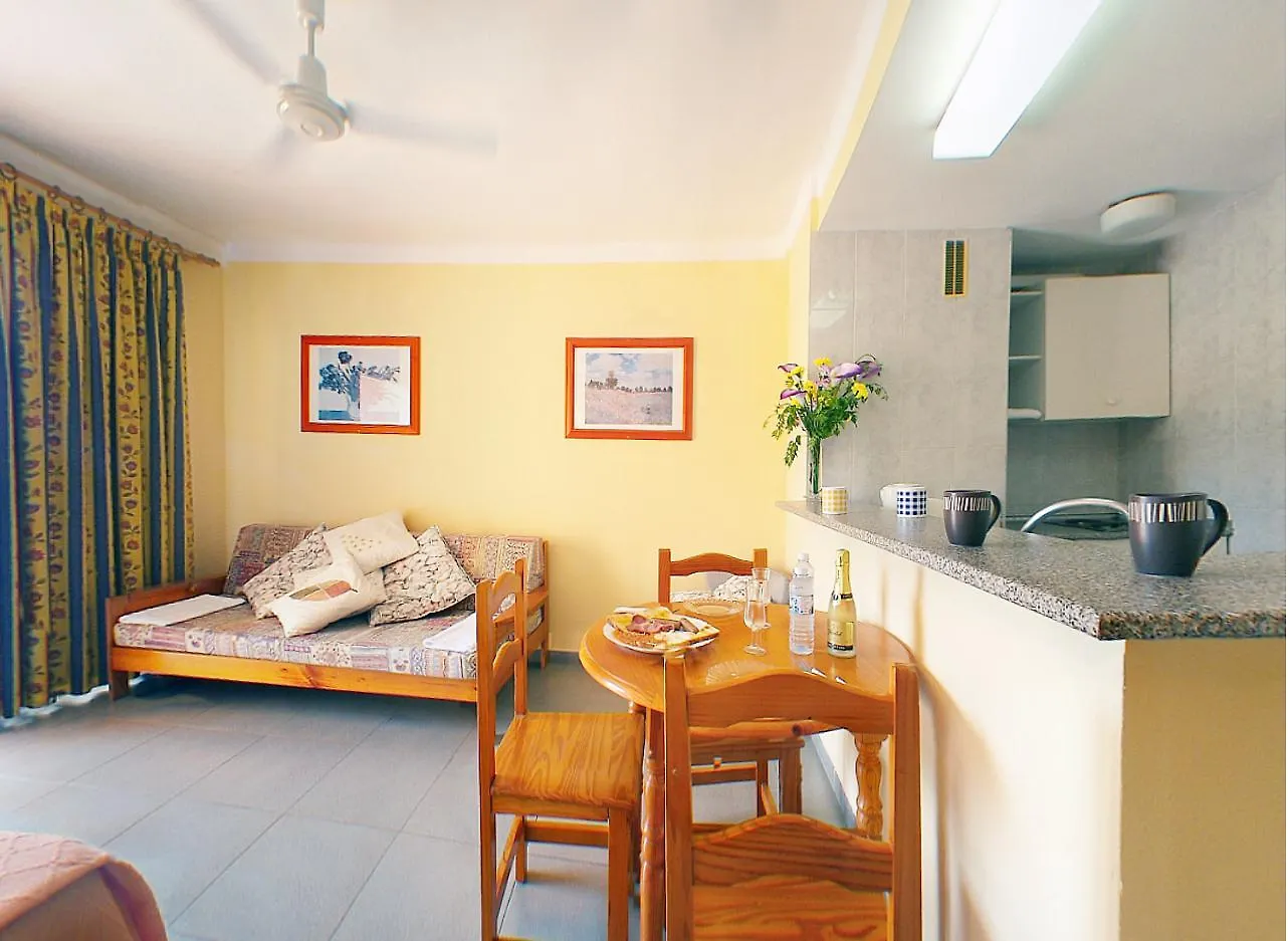 Apartahotel Martinez Apartments Palmanova