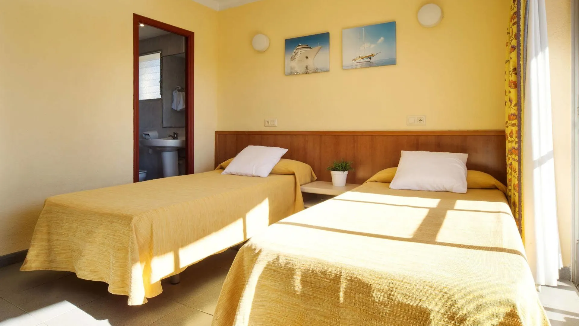 Martinez Apartments Palmanova